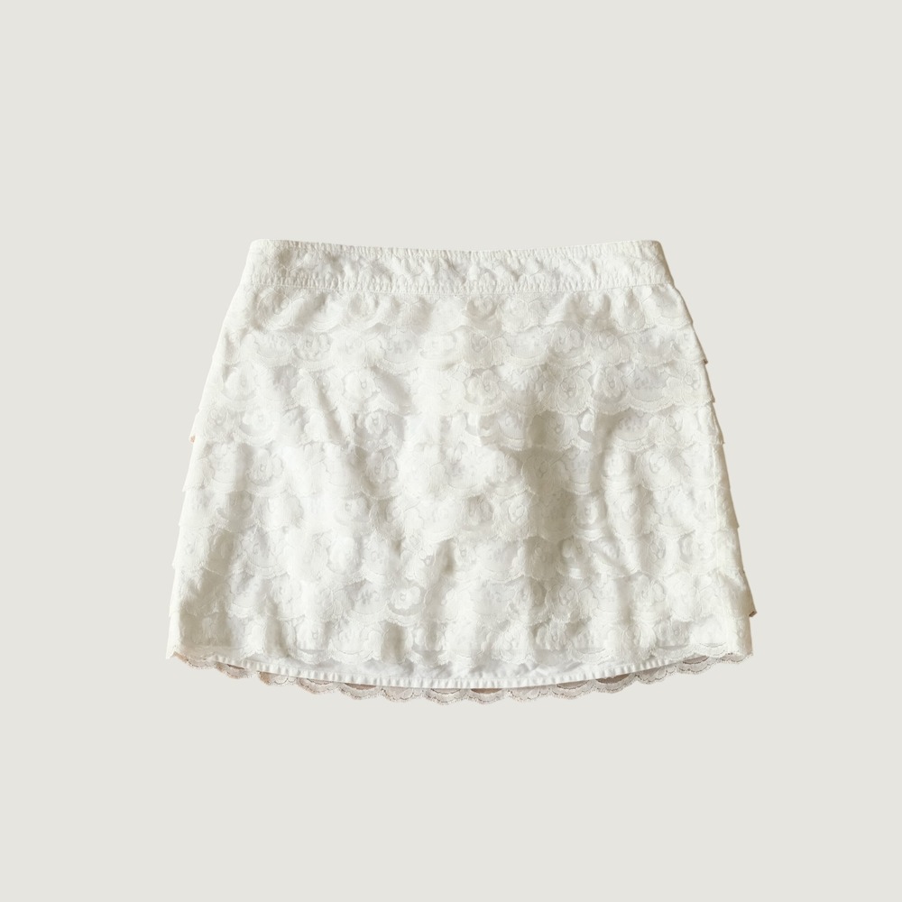 Abercrombie & Fitch Mini Skirt Tiered Lace White Elastic Waist Size M Coquette